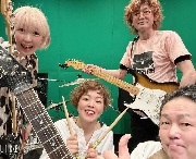 前座ライヴしてきました🎸🎤🥁～ファンタスティックケンバンド at  APIA40 